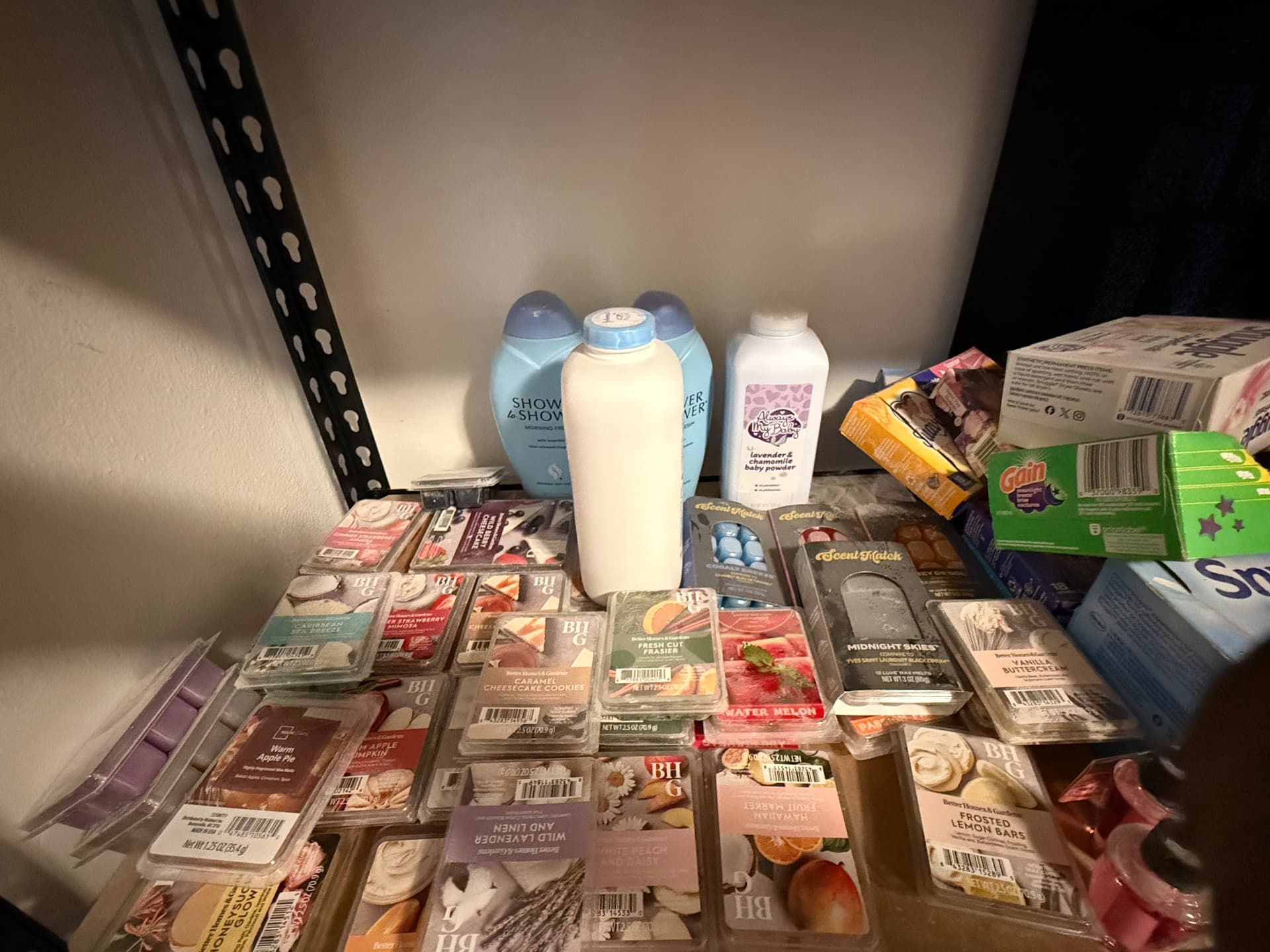 Wax melts and body-care inspired scent selection